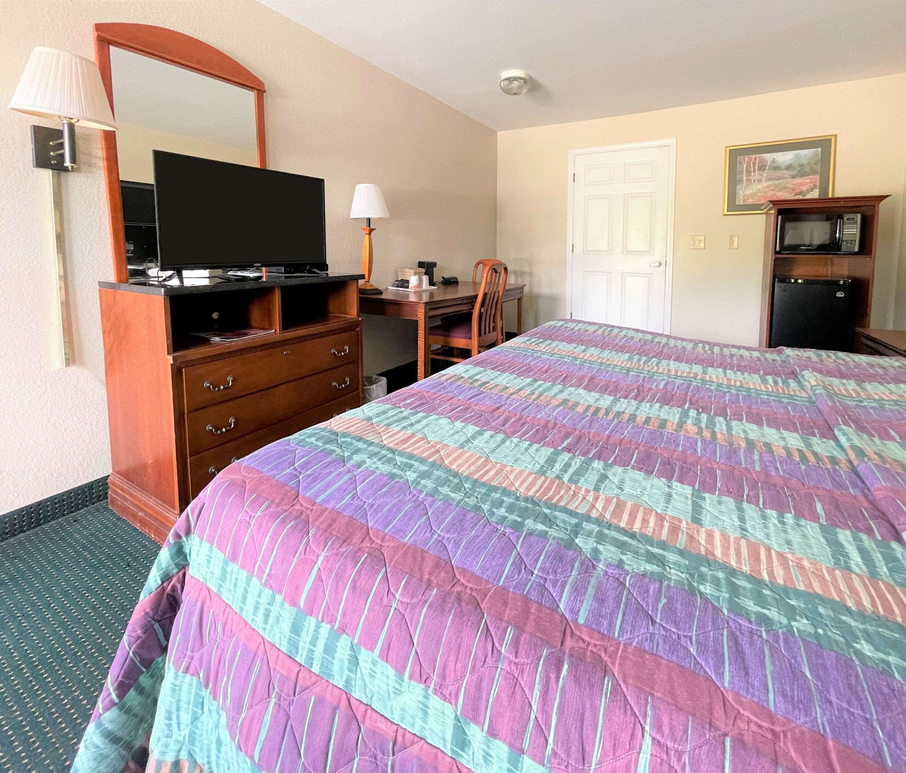 Days Inn Sandersville ภายนอก รูปภาพ